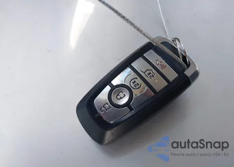 2021 Ford Bronco Sport First Edition z USA, uszkodzony, nr VIN 3FMCR9F9XMRA13126